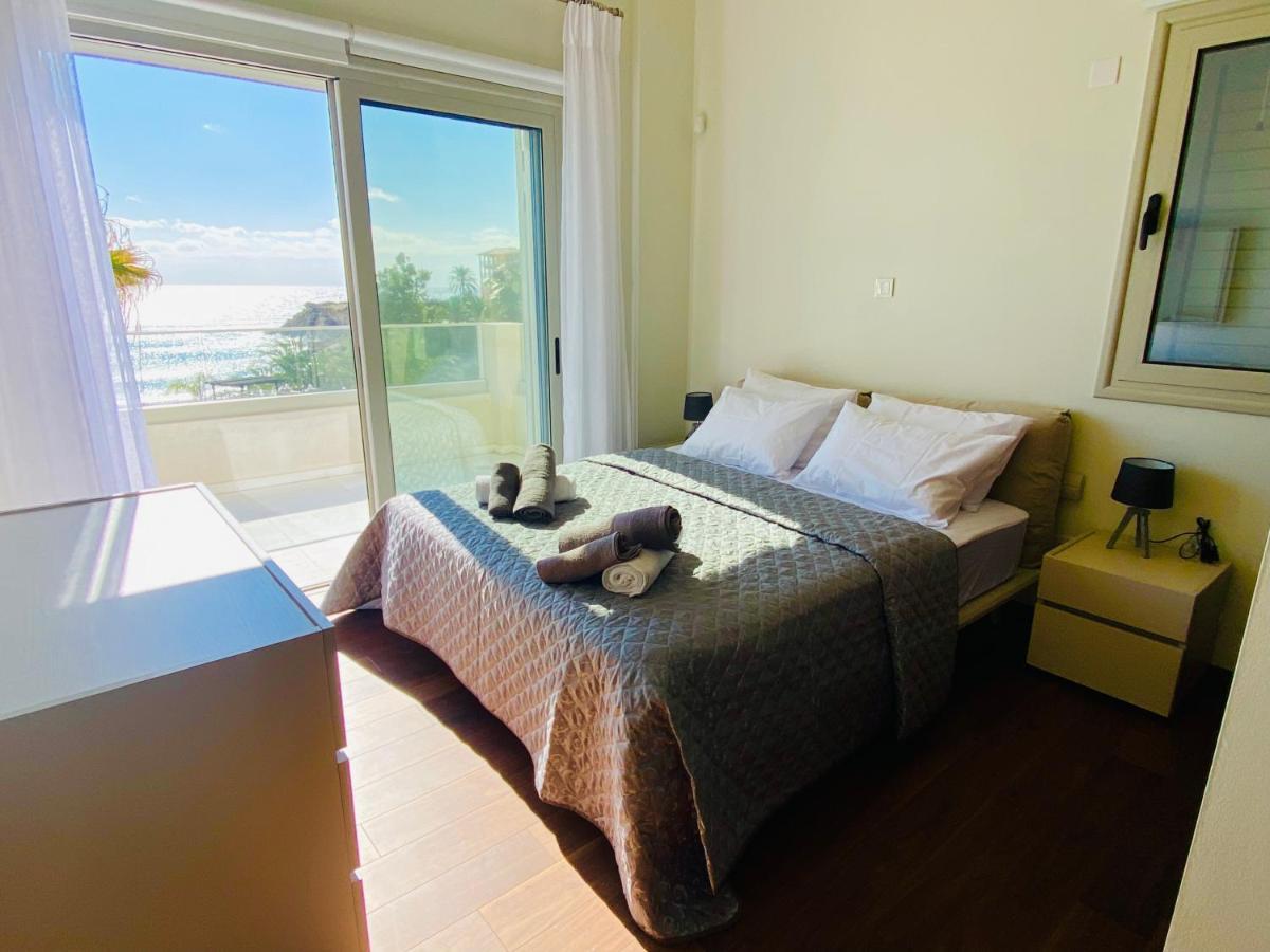 Coral Bay Beach Villa パ フォス エクステリア 写真
