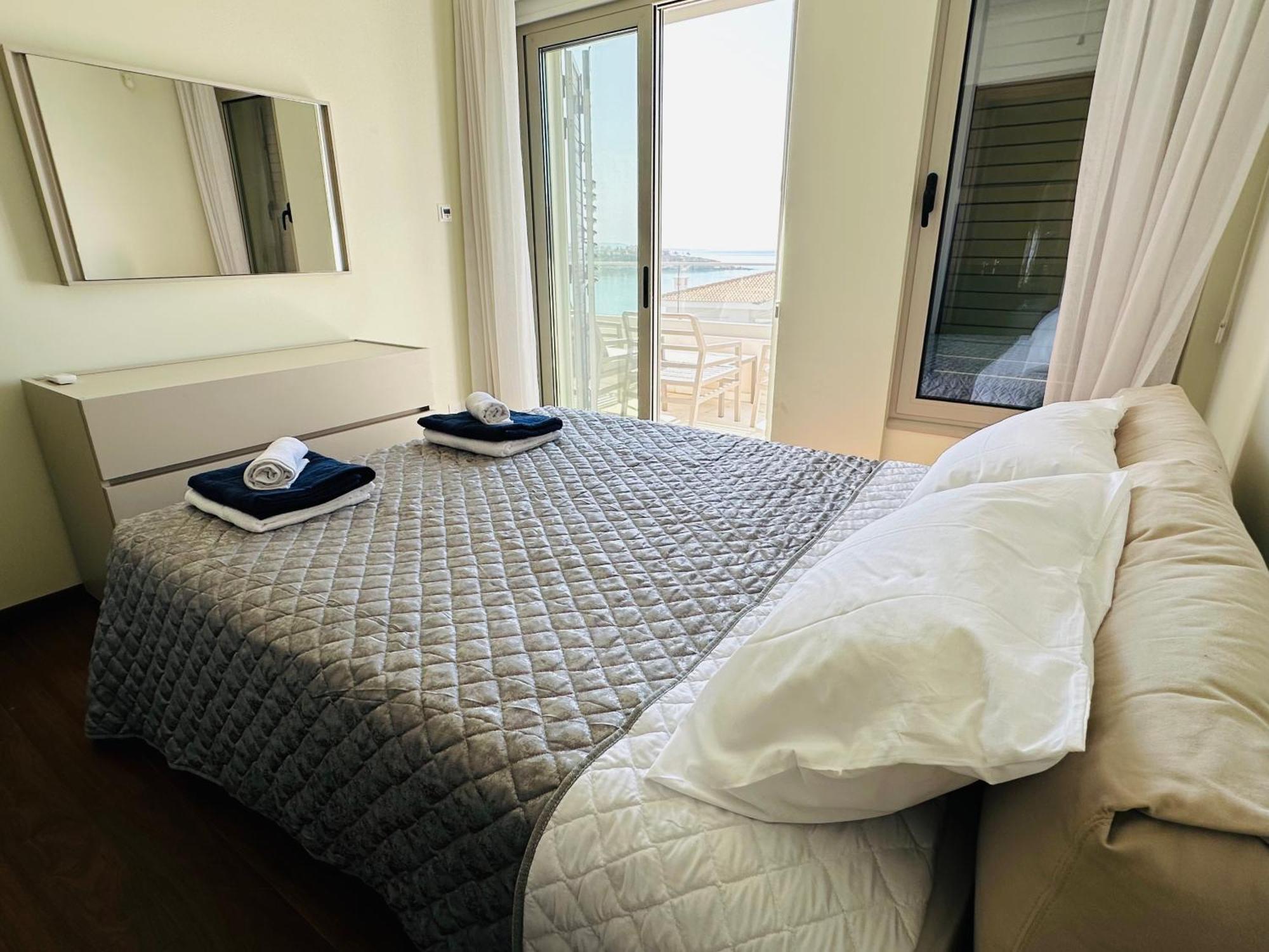 Coral Bay Beach Villa パ フォス エクステリア 写真